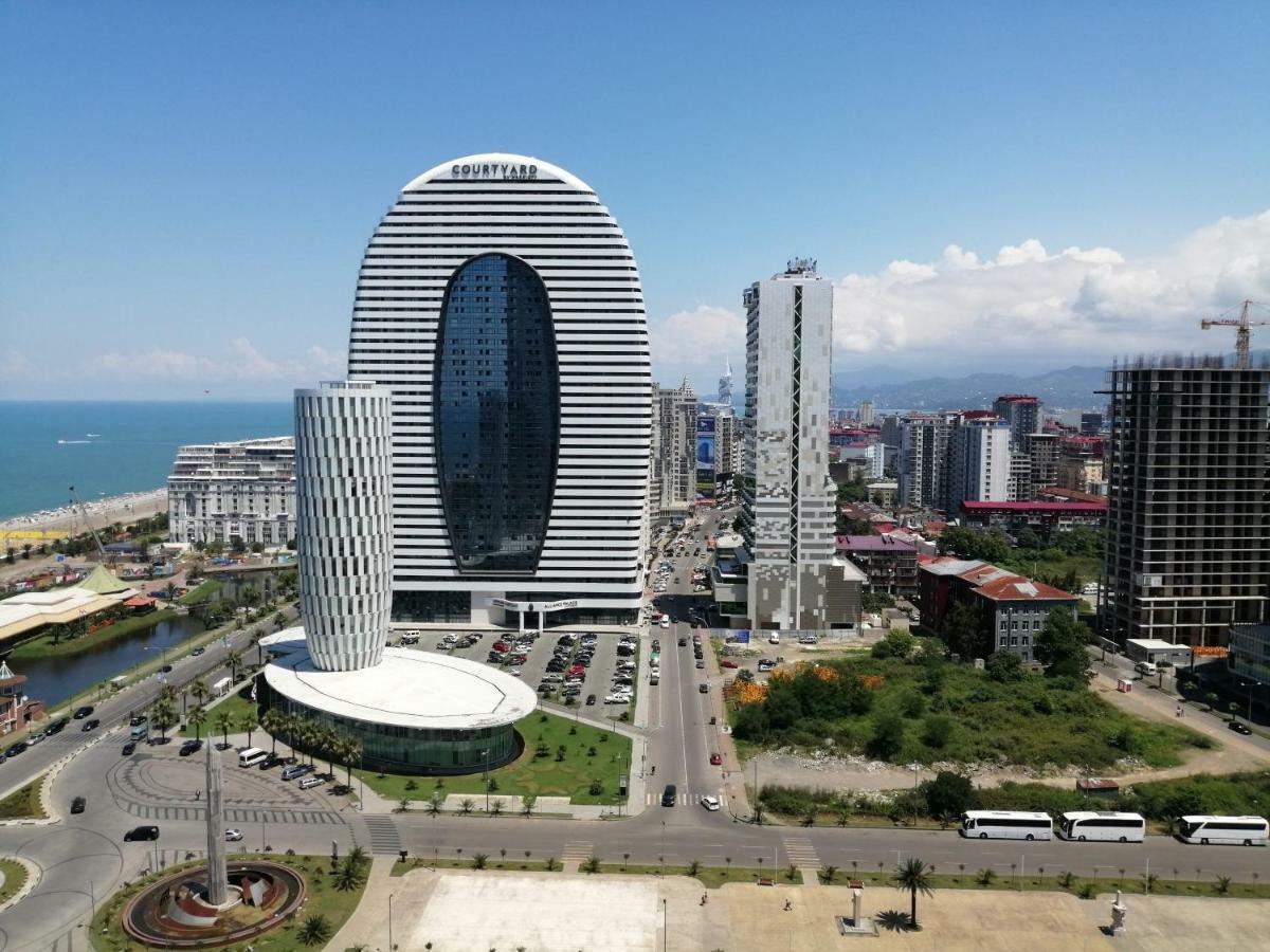 Lamar Hotel 바투미 외부 사진