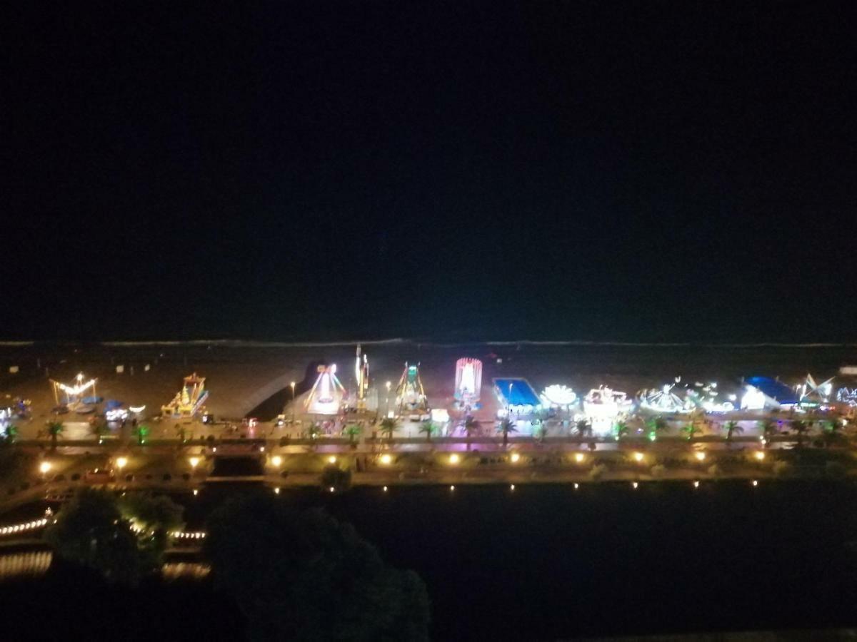Lamar Hotel 바투미 외부 사진